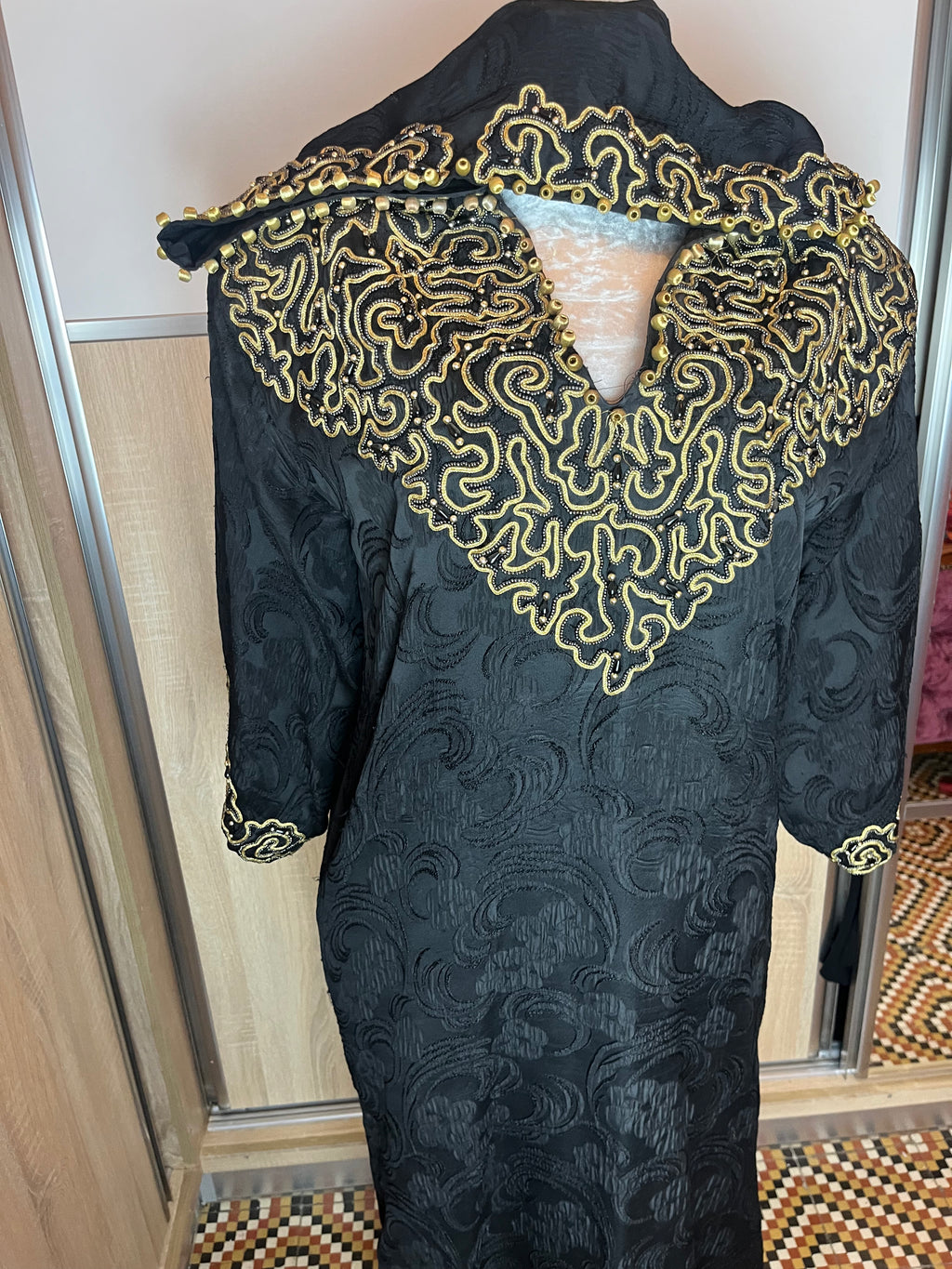 Djellaba brodée d'occasion