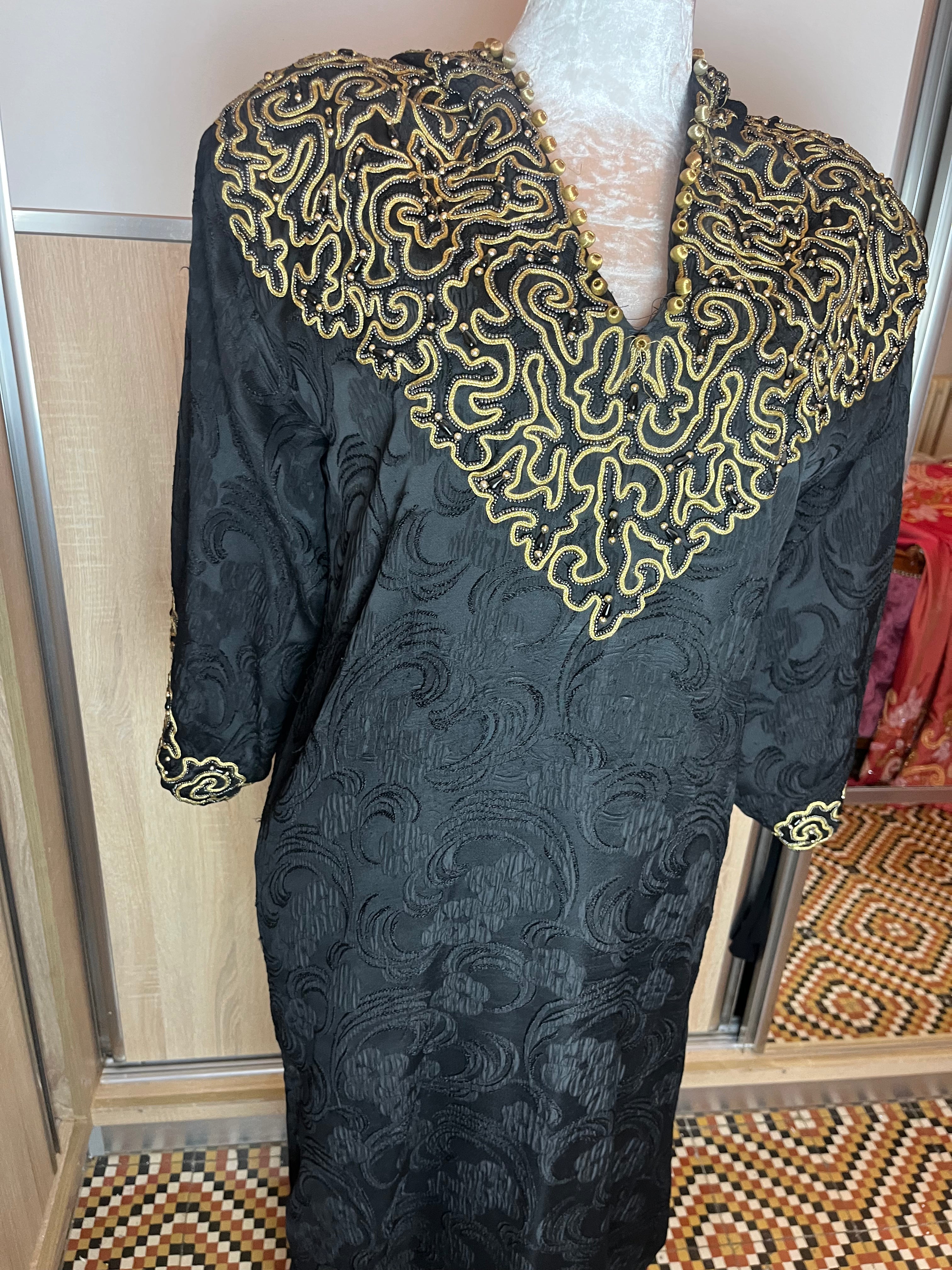 Djellaba brodée d'occasion