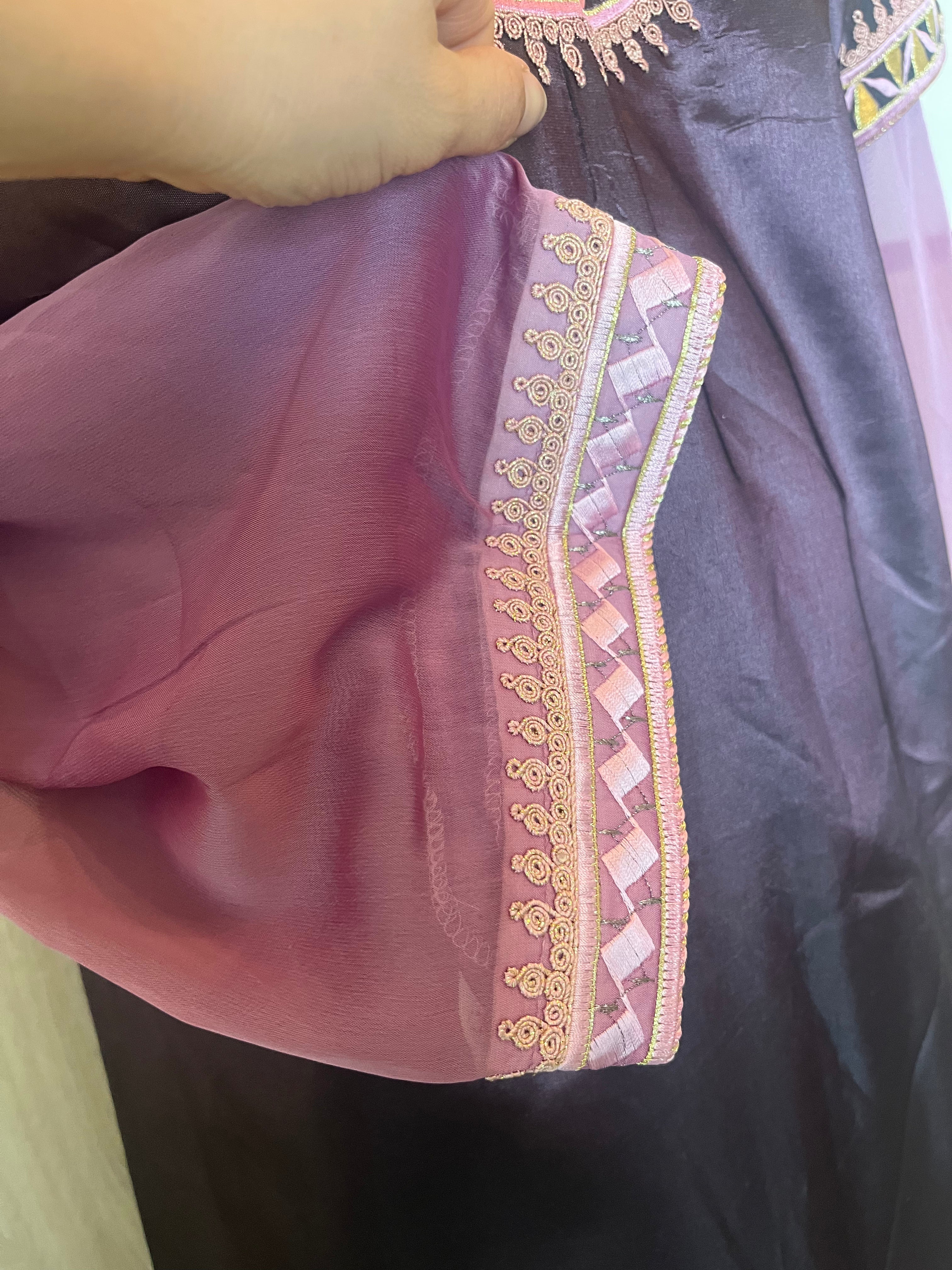 Robe Annabia