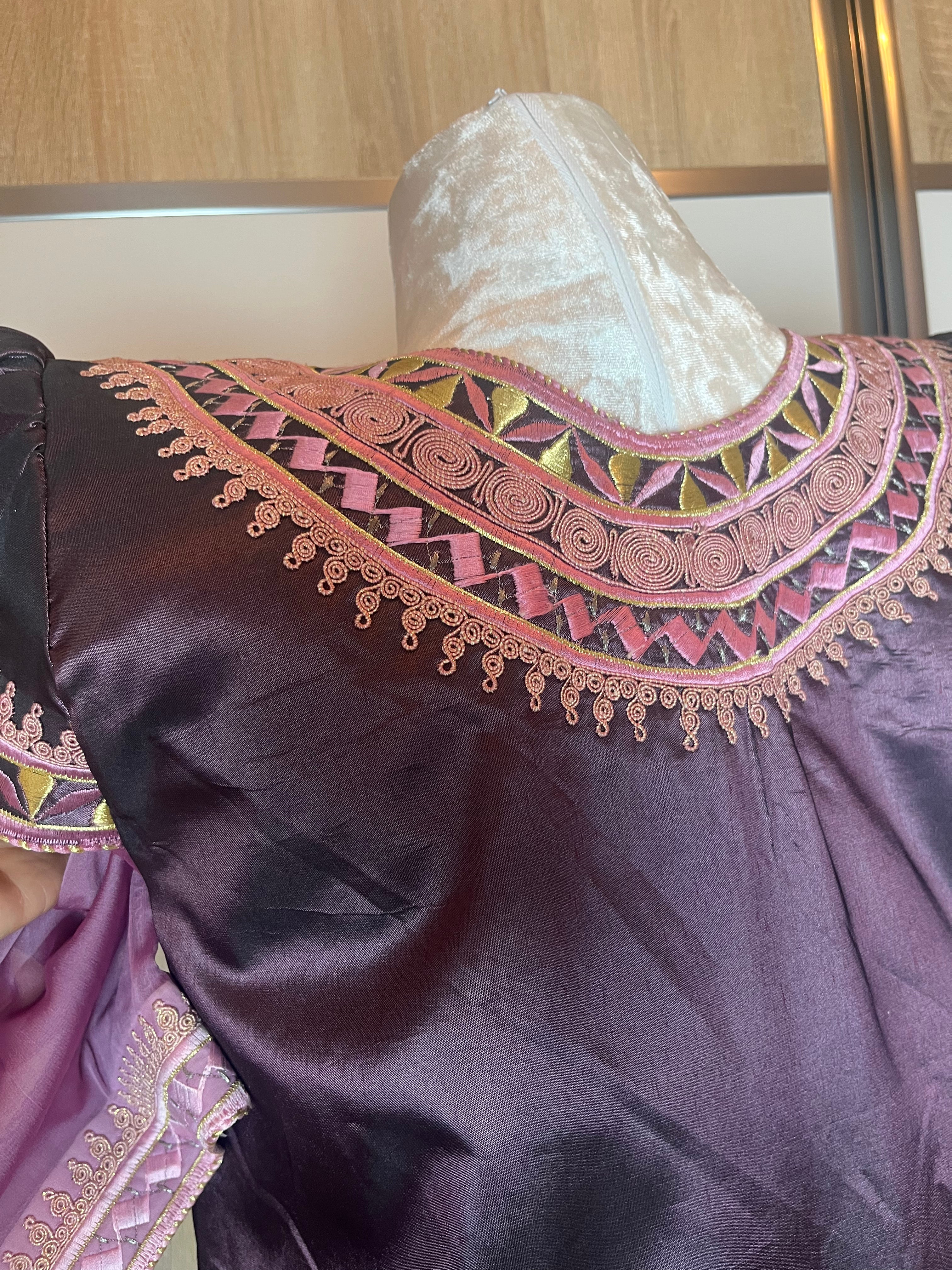 Robe Annabia