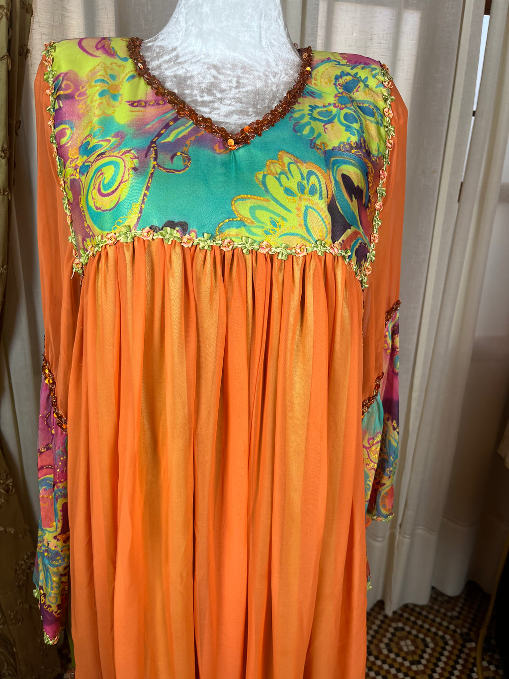 Robe Kabyle moderne d'occasion