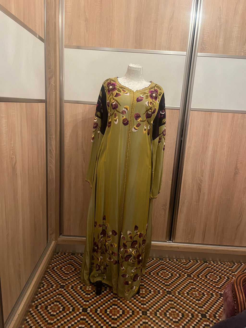 Kaftan d'occasion en vert fleur