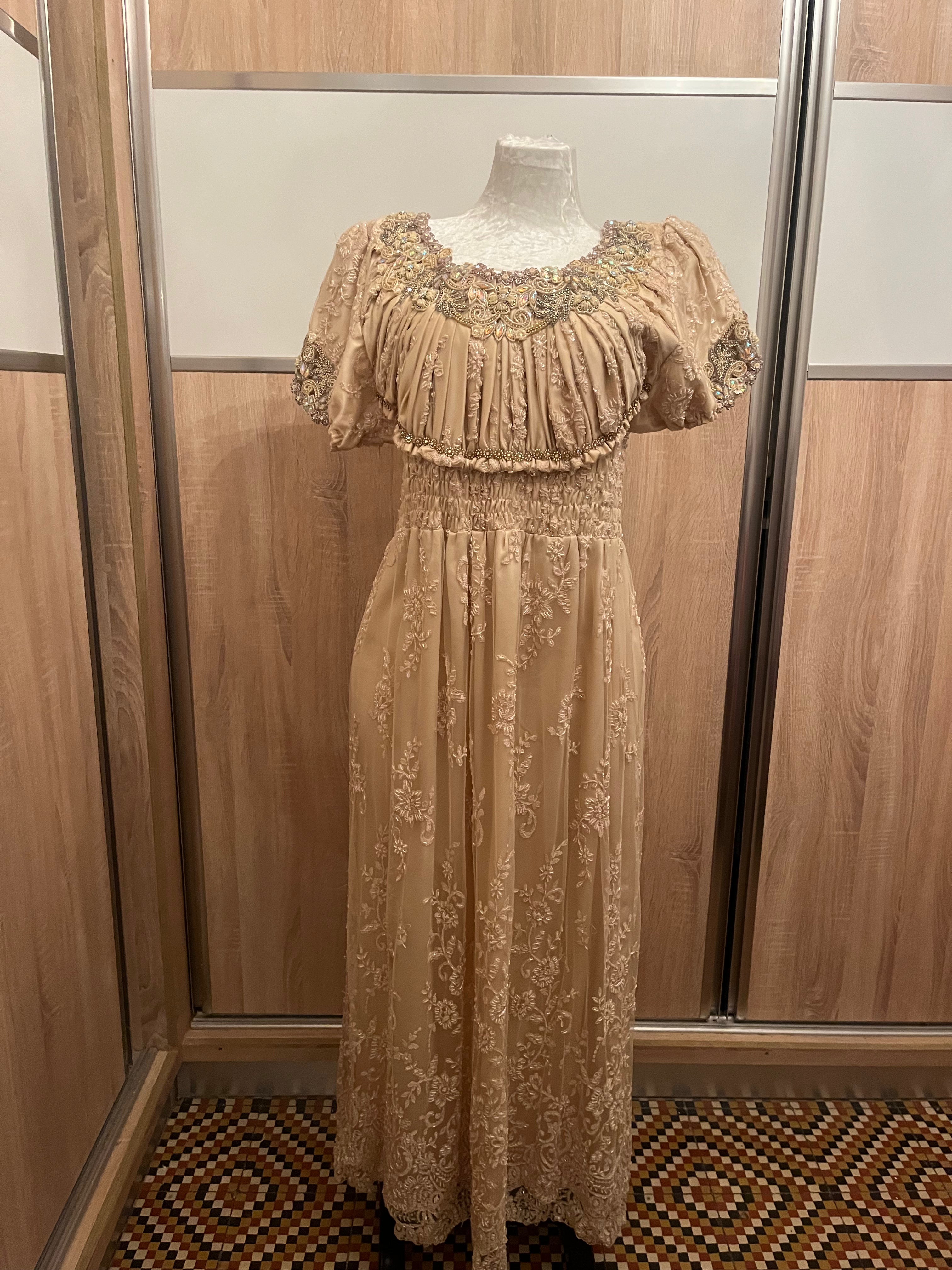 Robe Tlemcénienne d'occasion