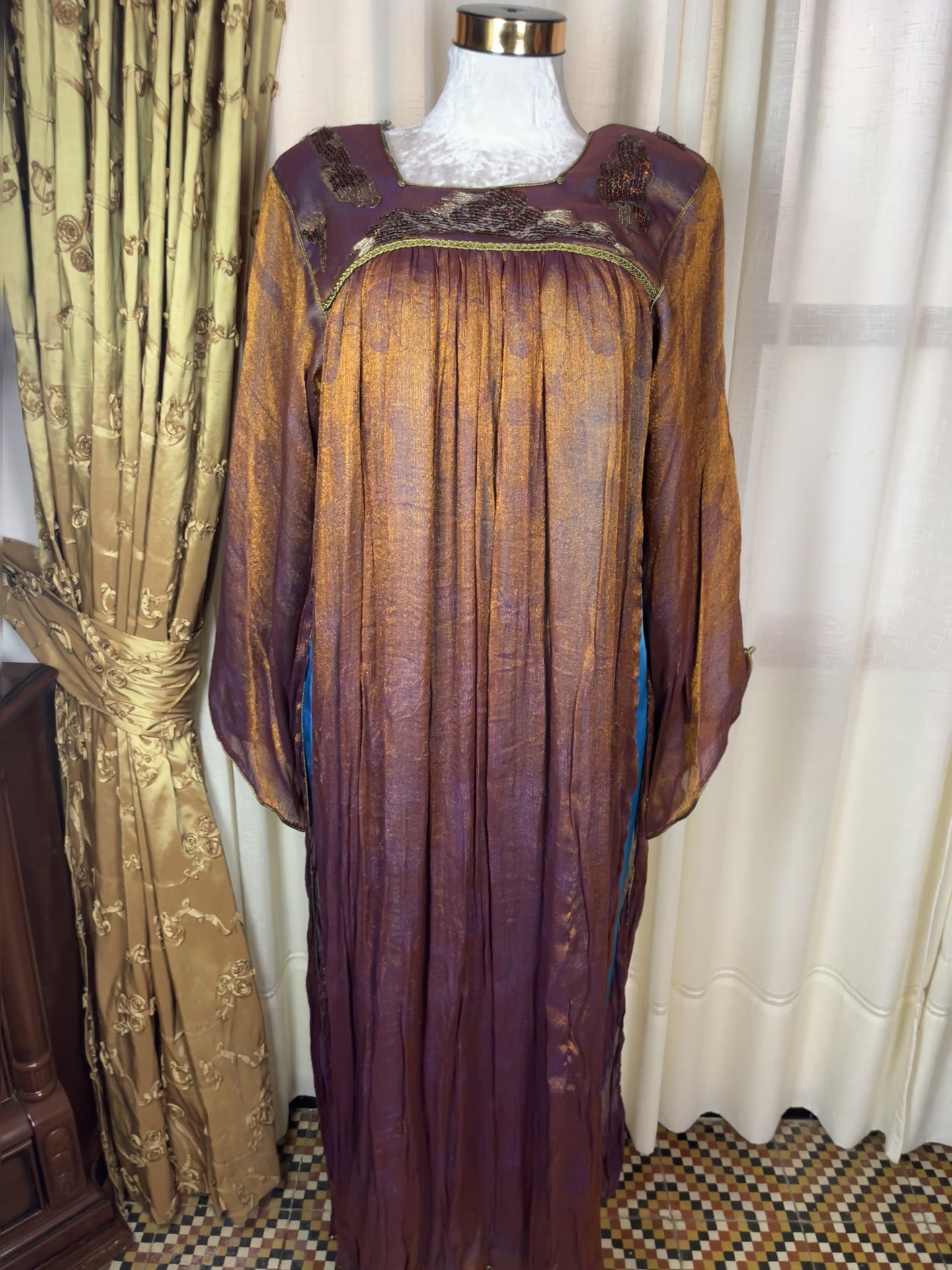 Robe chaouia d'occasion