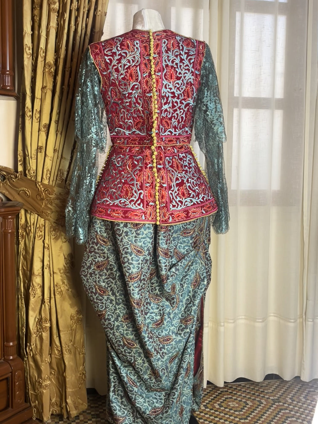 Karakou d'exception modèle unique