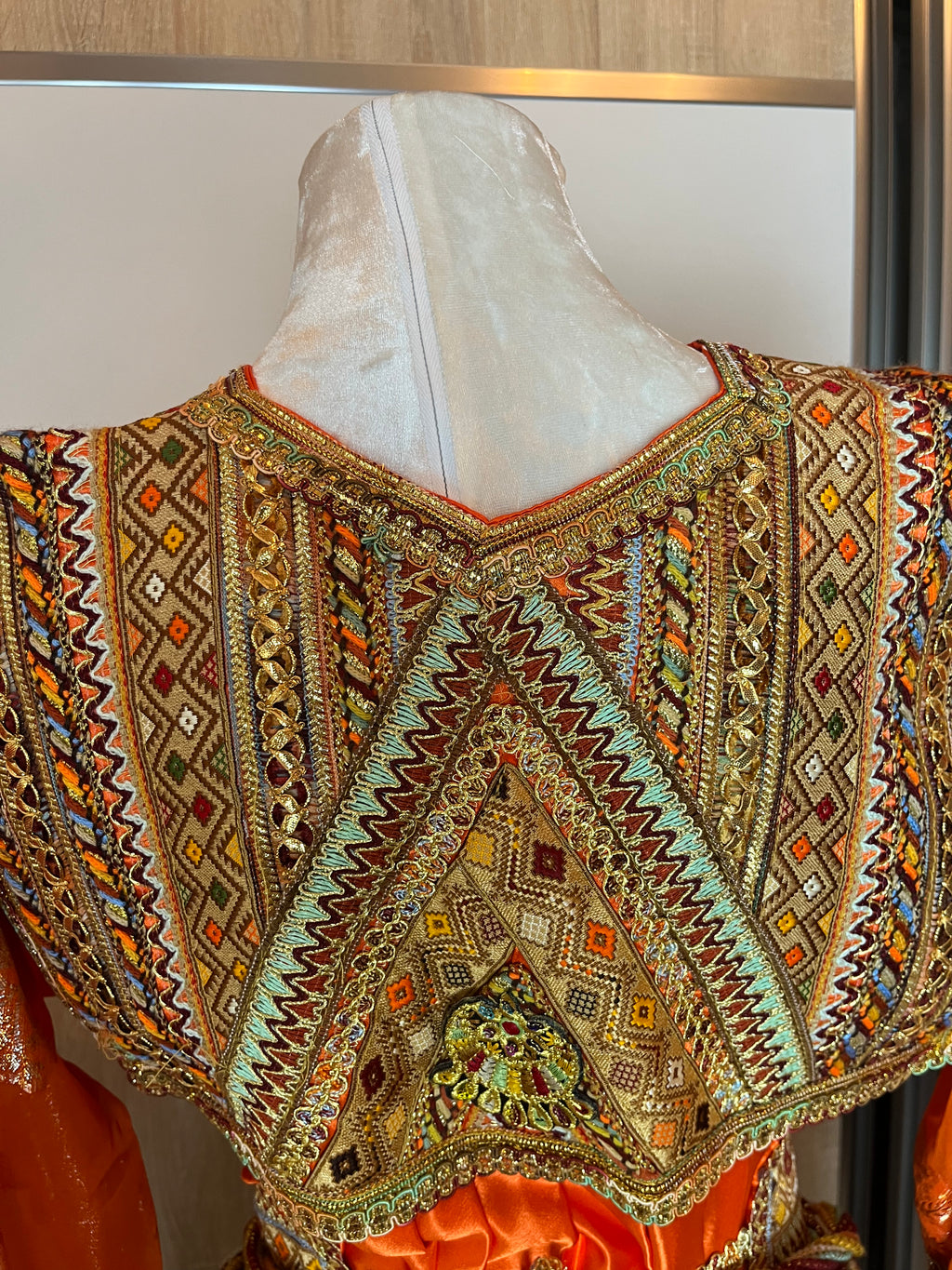 Robe Kabyle d'occasion Orange