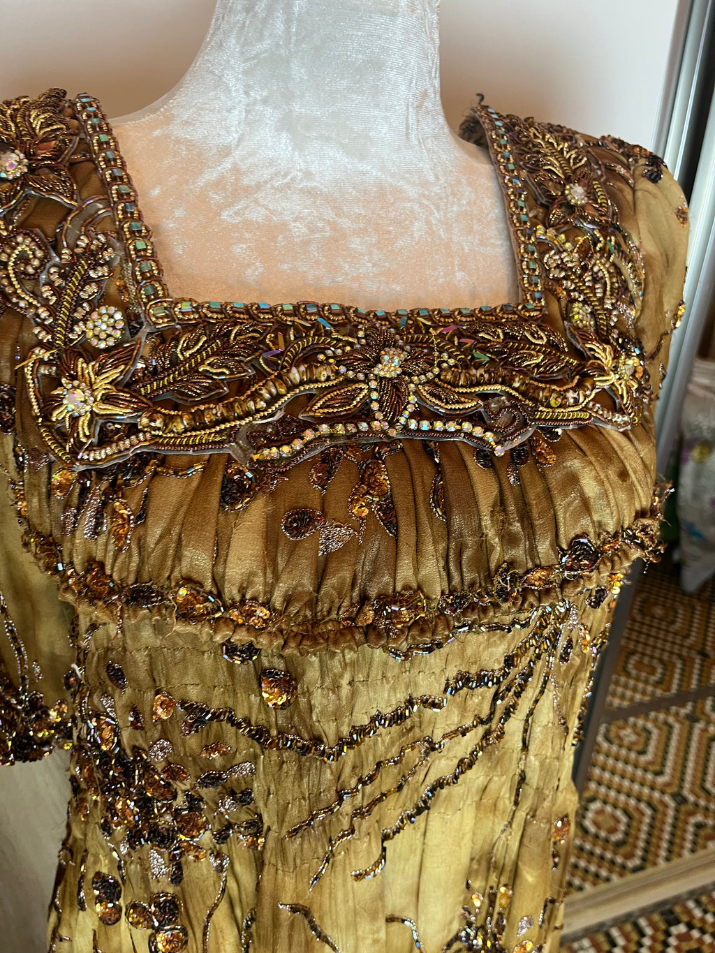 Robe Tlemcénienne mousseline d'occasion