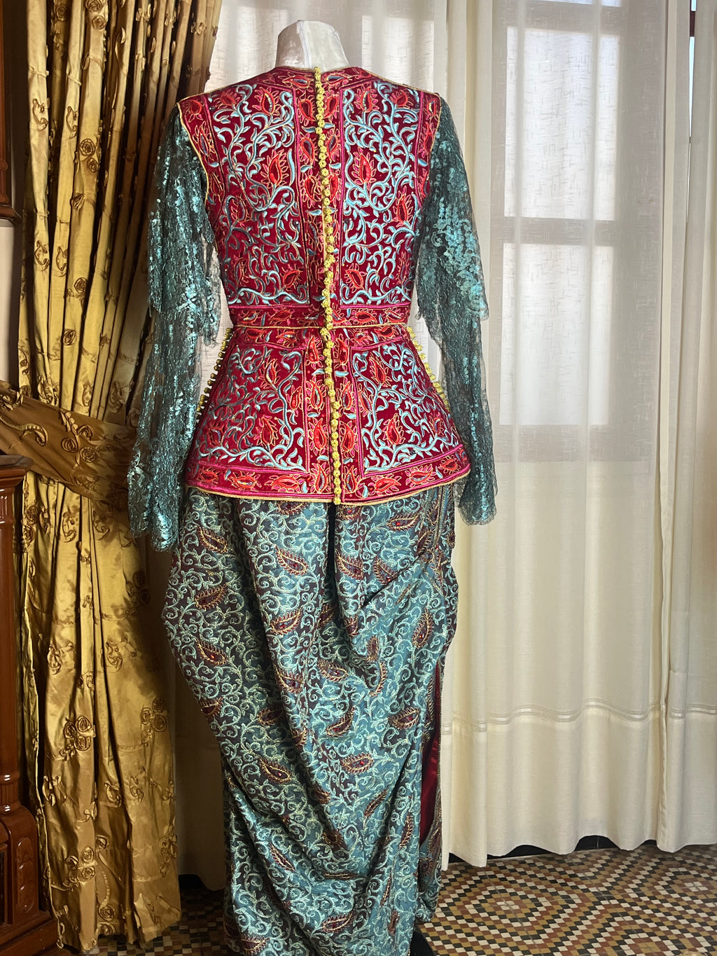Karakou d'exception modèle unique